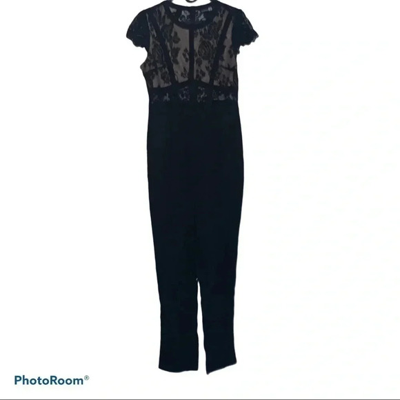Boohoo  lace top cap sleeves jumpsuit Sz 8 - Picture 1 of 14